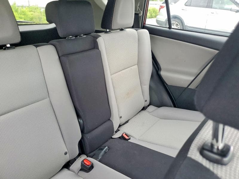 2018 TOYOTA RAV4 XLE 10