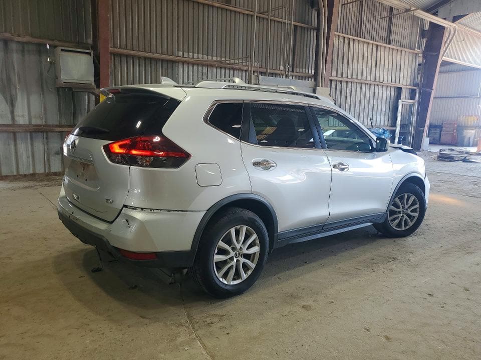 2018 NISSAN ROGUE SV 3
