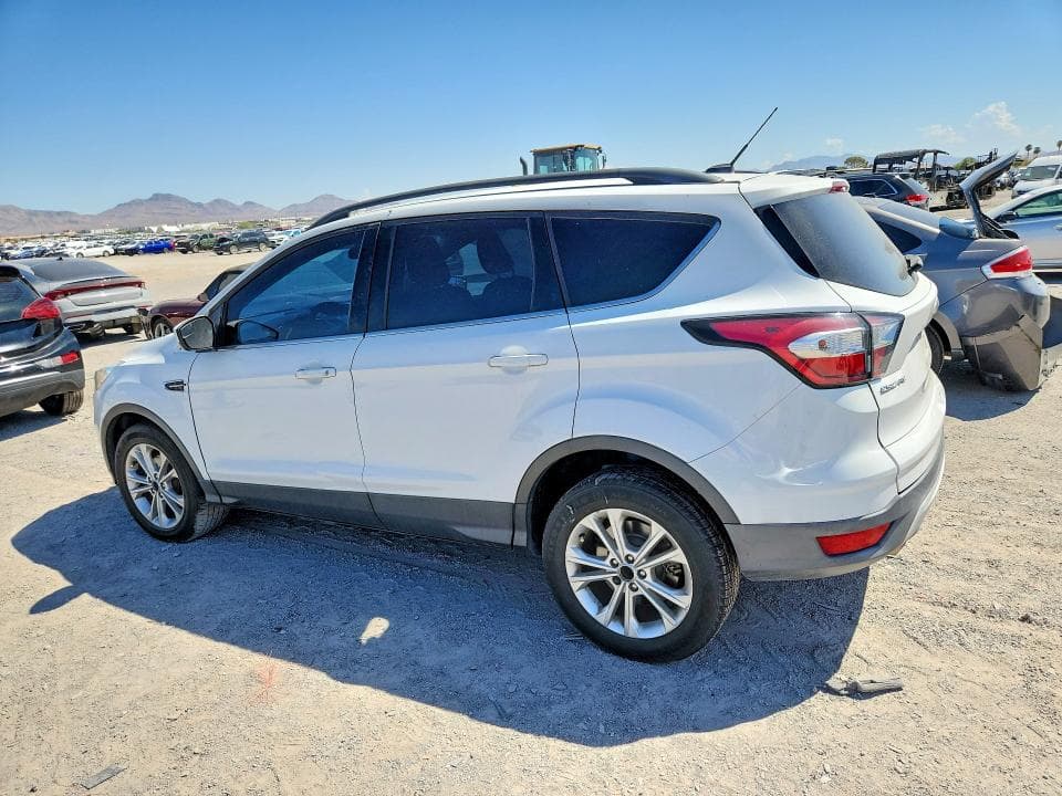 2018 FORD ESCAPE SE 2