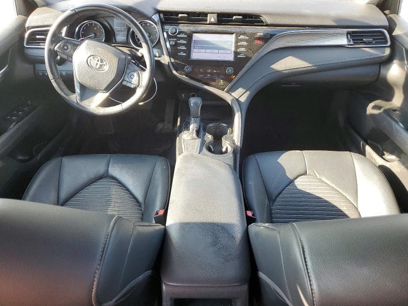 2019 TOYOTA CAMRY SE 8