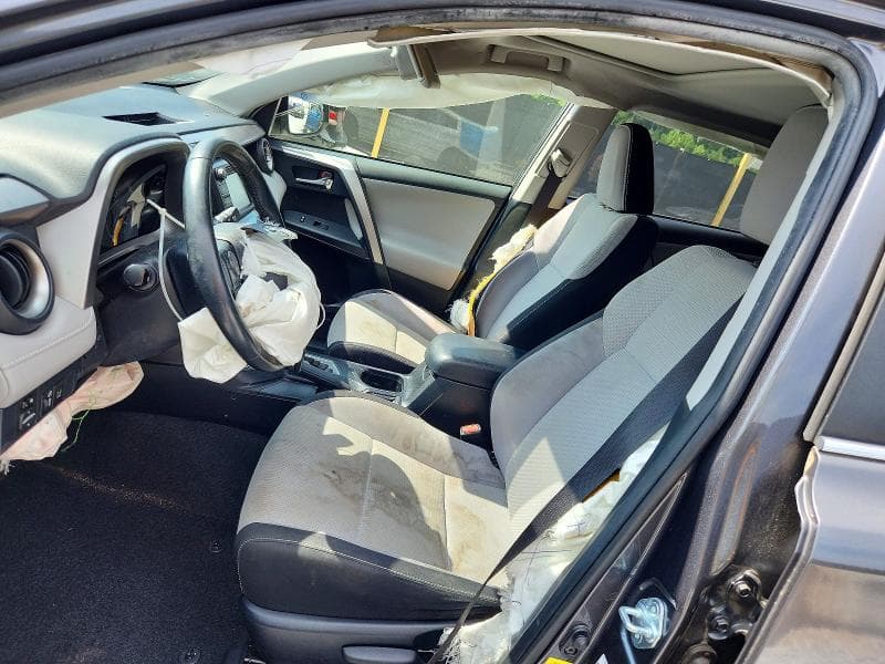 2017 TOYOTA RAV4 XLE 7