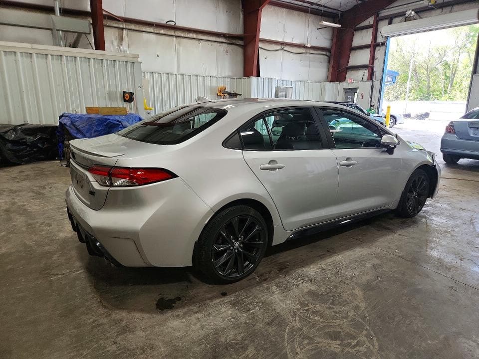 2025 TOYOTA COROLLA SE 3