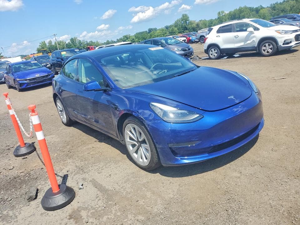 2023 TESLA MODEL 3 4