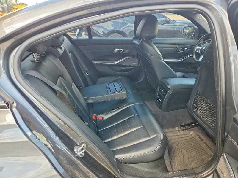 2019 BMW 330I 10