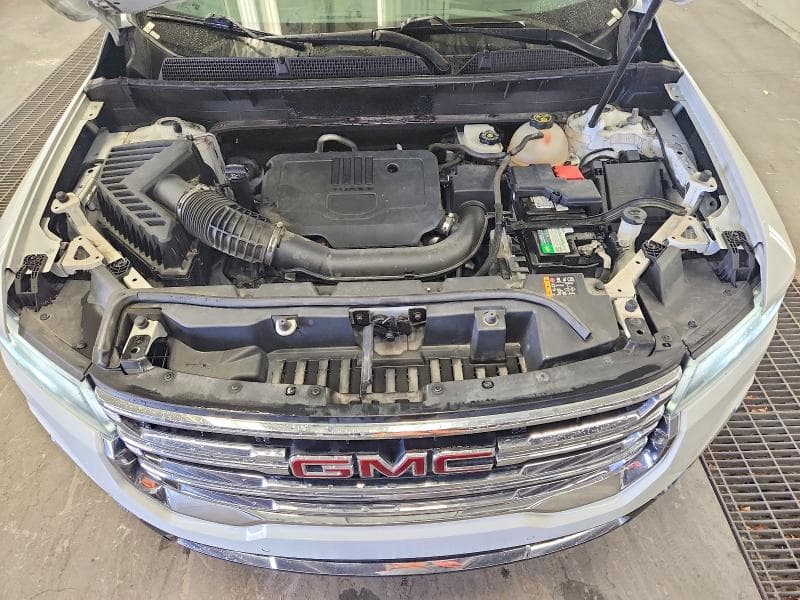 2023 GMC ACADIA SLT 12