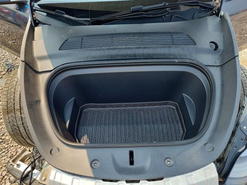 2023 TESLA MODEL Y 11