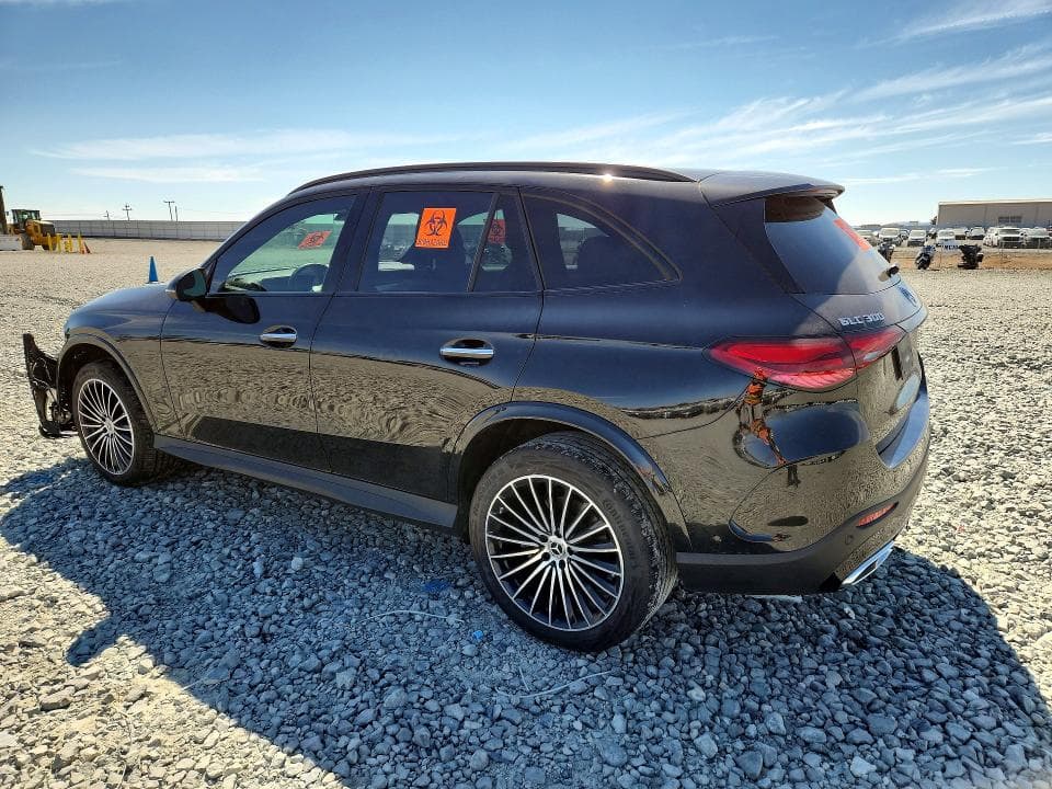 2025 MERCEDES-BENZ GLC 300 2