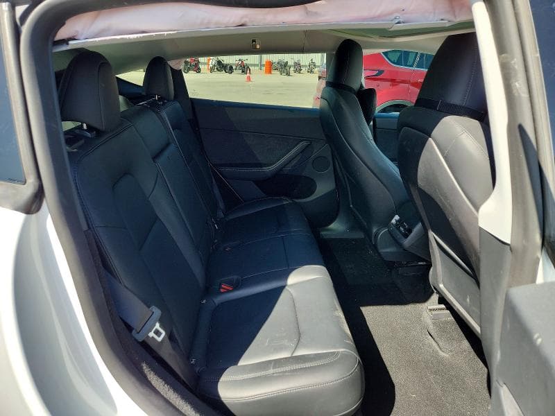 2023 TESLA MODEL Y 10