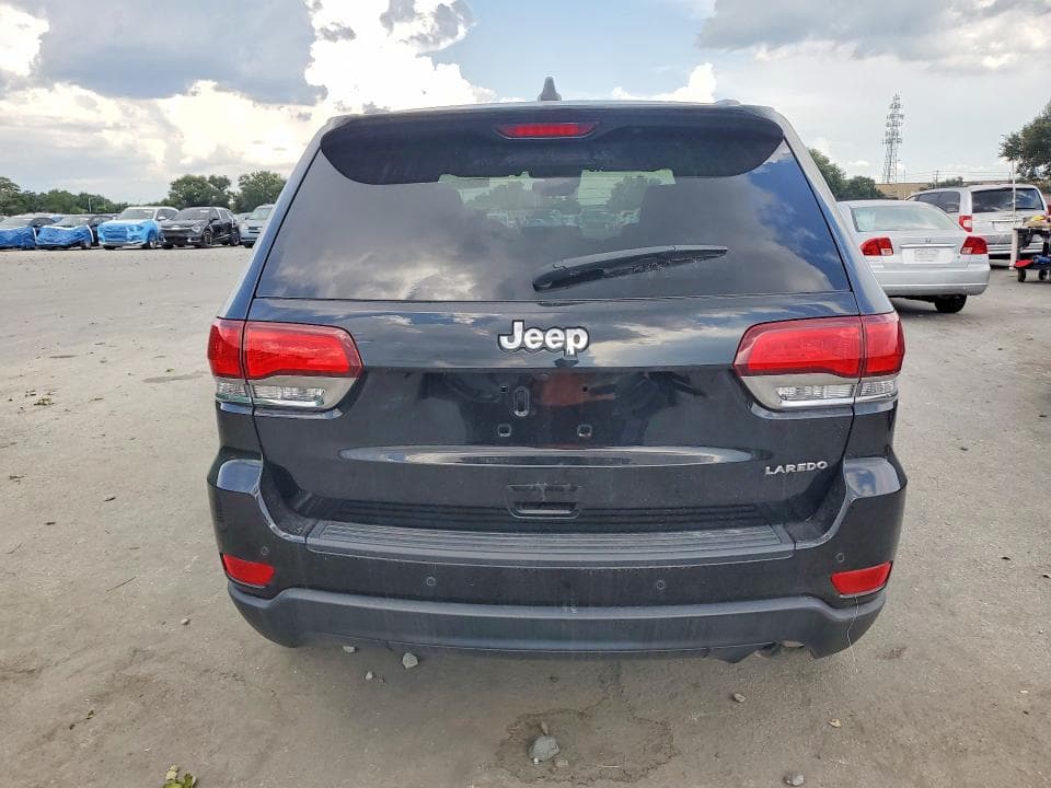 2022 JEEP GRAND CHEROKEE LAREDO E 6