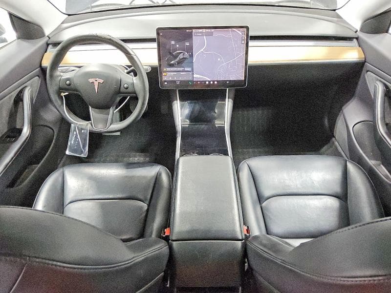 2019 TESLA MODEL 3 8