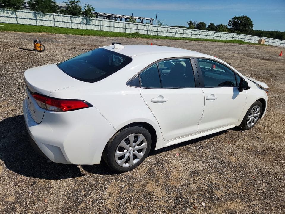 2025 TOYOTA COROLLA LE 3