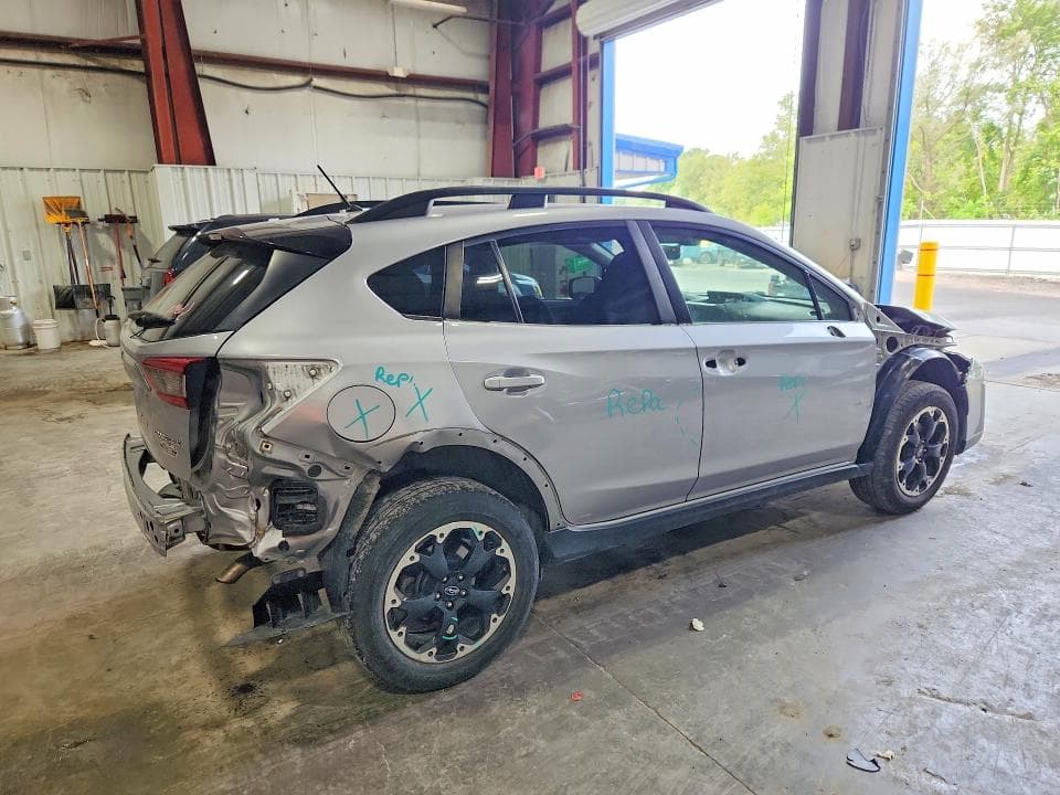 2023 SUBARU CROSS TREK 3