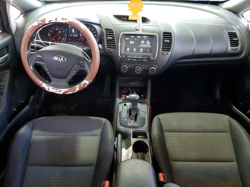 2018 KIA FORTE LX 8