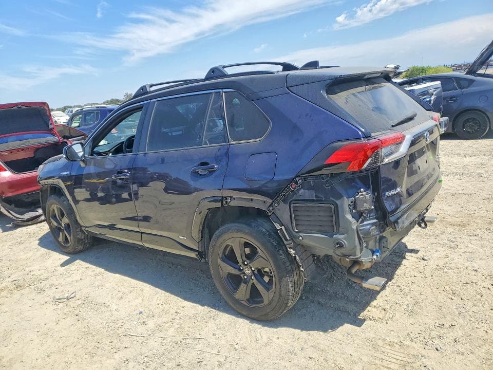 2020 TOYOTA RAV4 XSE 2