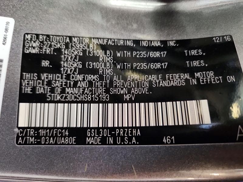 2017 TOYOTA SIENNA LE 13