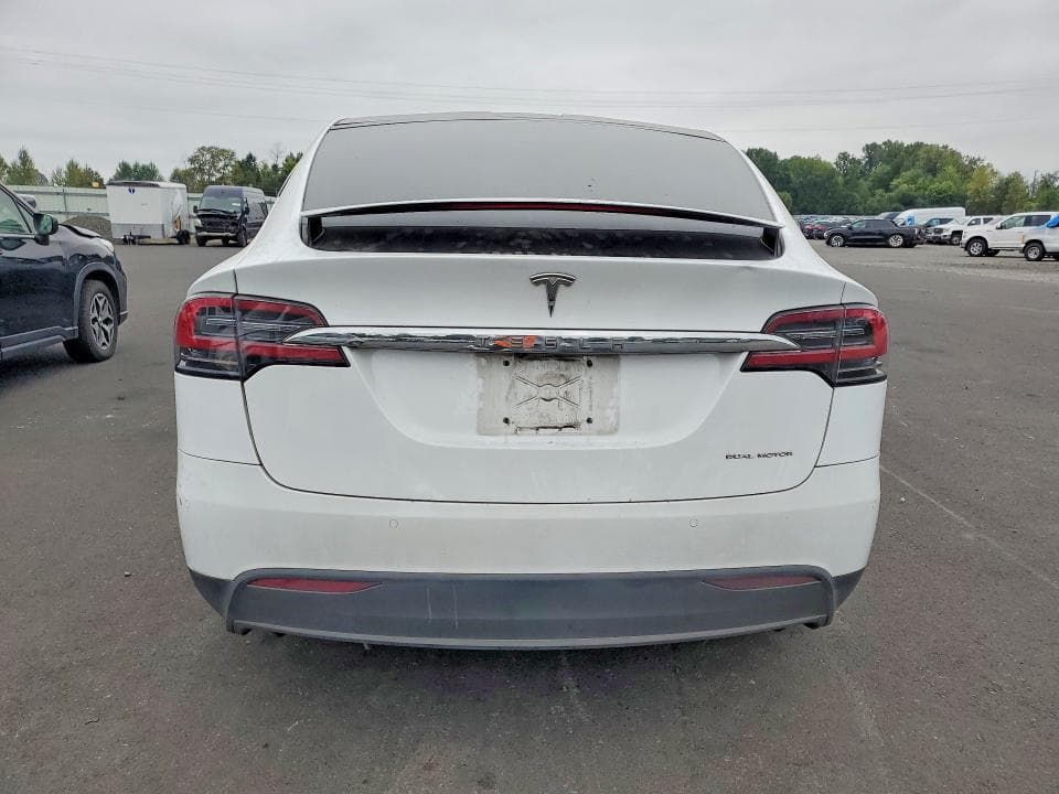 2020 TESLA MODEL X 6