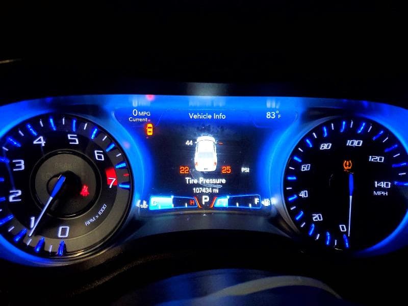 2018 CHRYSLER 300 S 9
