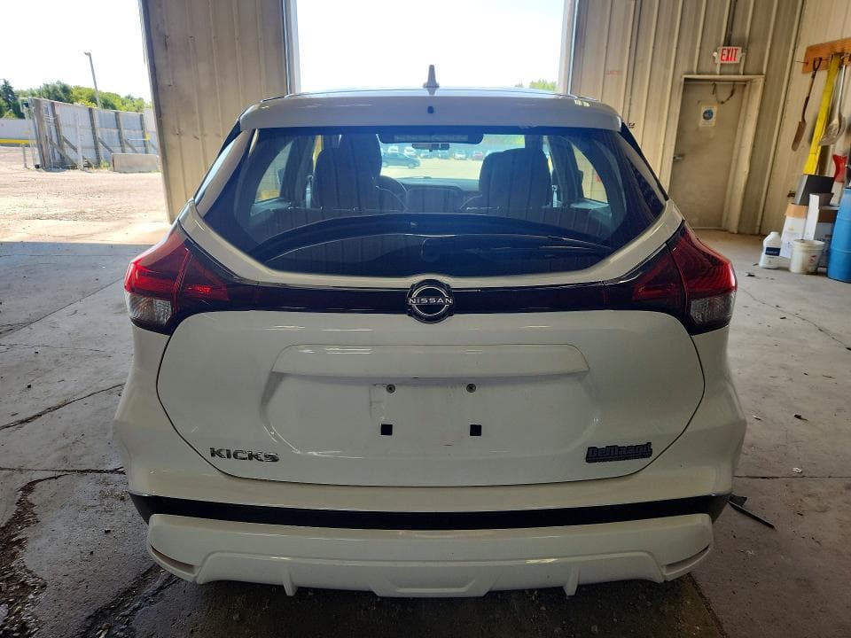 2024 NISSAN KICKS S 6
