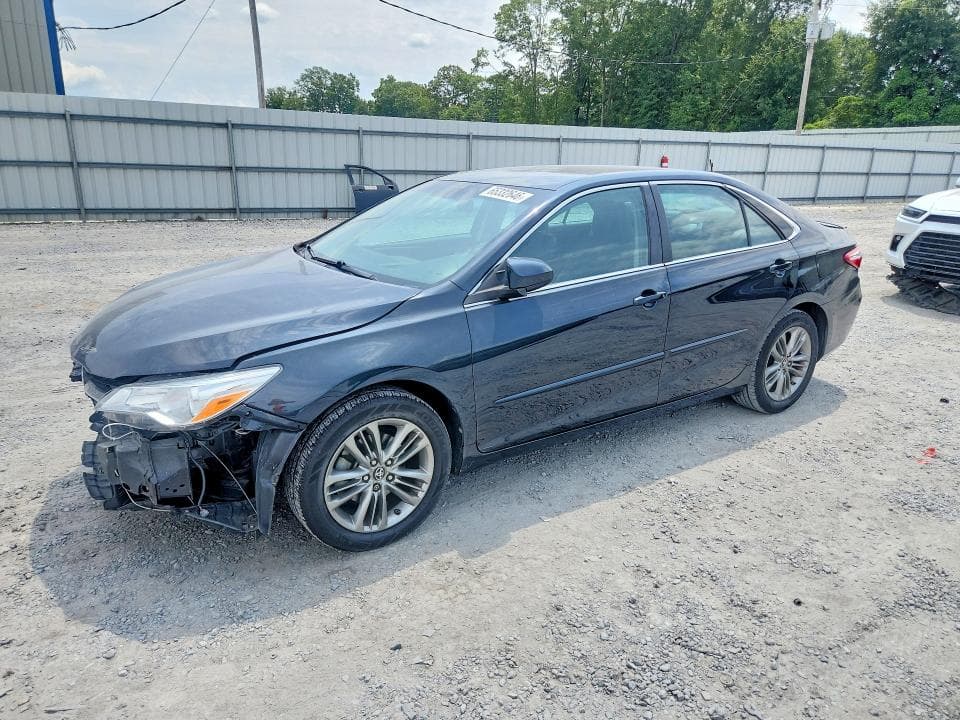 2017 TOYOTA CAMRY SE - 1
