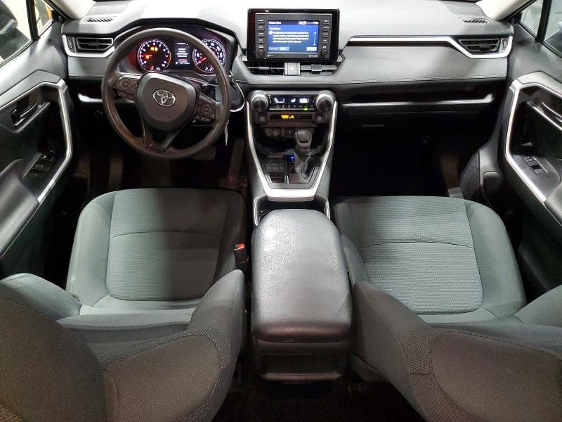 2021 TOYOTA RAV4 LE 8