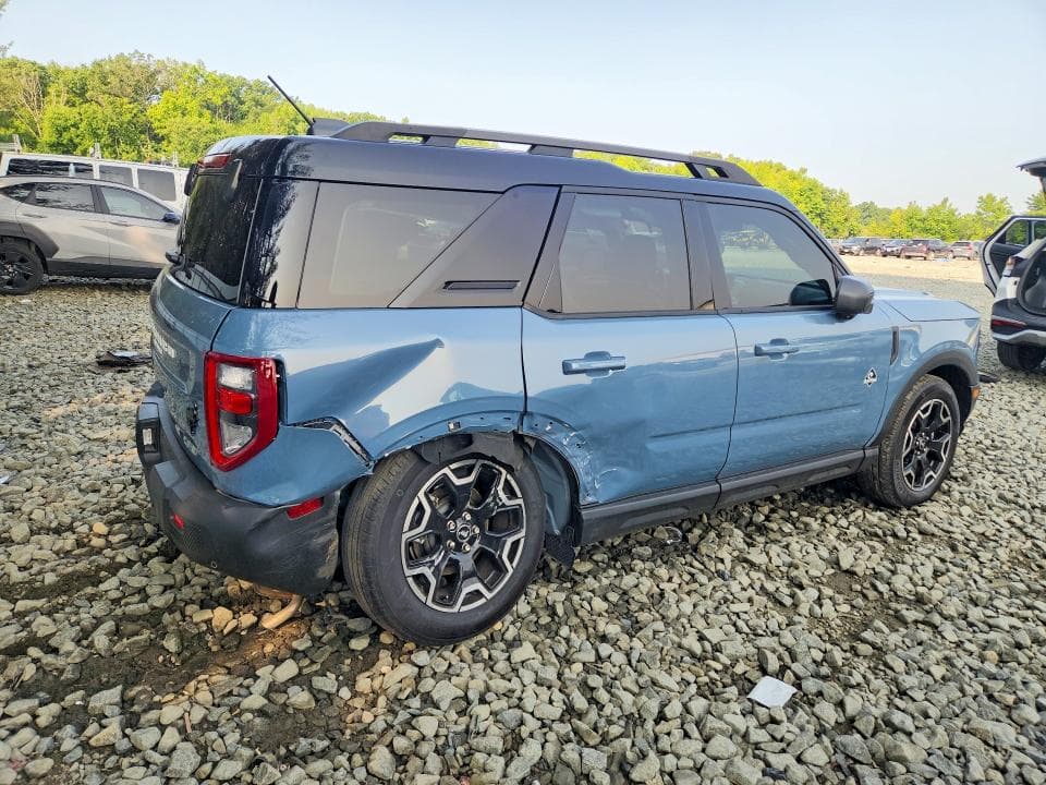 2025 FORD BRONCO SPORT OUTER BANKS 3