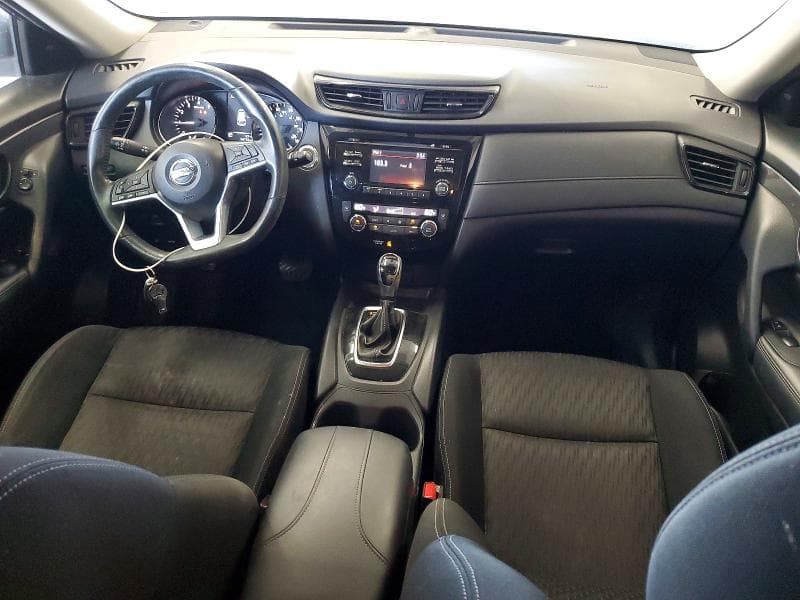 2017 NISSAN ROGUE SV 8