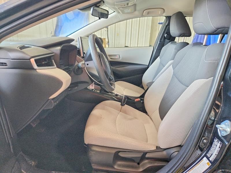 2020 TOYOTA COROLLA LE 7