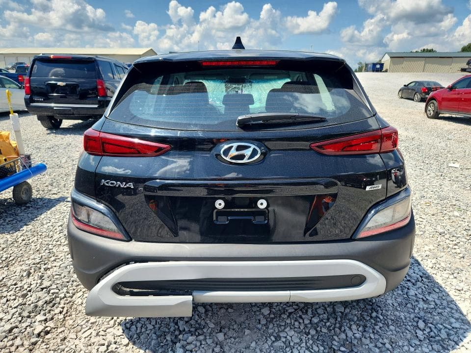 2023 HYUNDAI KONA SE 6