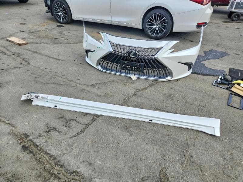 2024 LEXUS ES 300H BASE 12