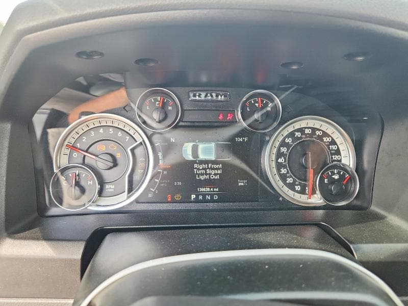 2019 RAM 1500 CLASSIC SLT 9