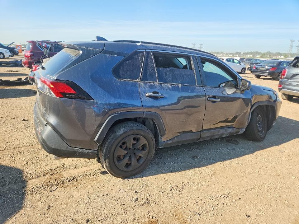 2019 TOYOTA RAV4 LE 3