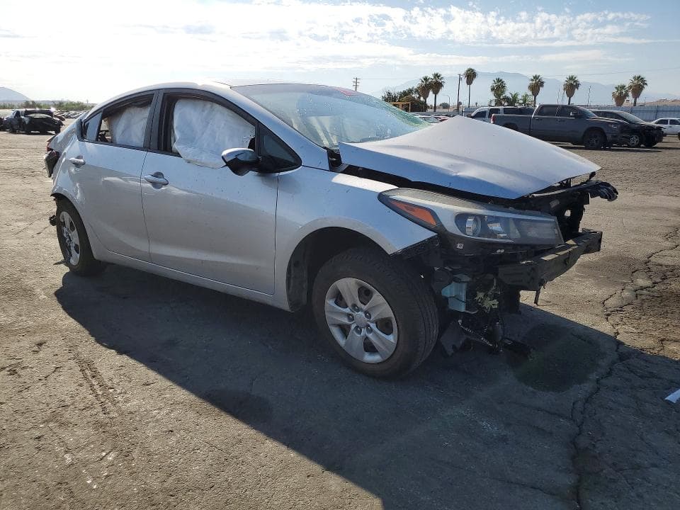 2017 KIA FORTE LX 4