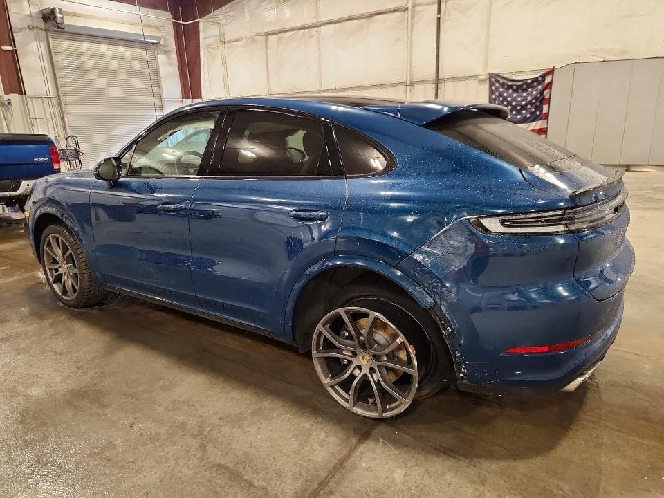 2024 PORSCHE CAYENNE COUPE 2