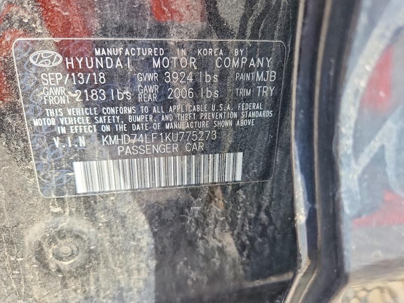 2019 HYUNDAI ELANTRA SE 12