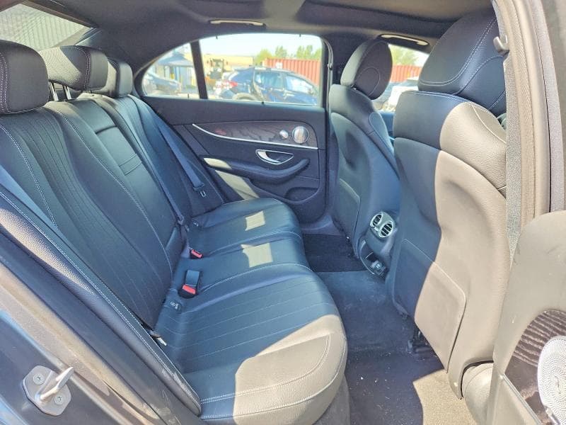 2017 MERCEDES-BENZ E 300 4MATIC 10