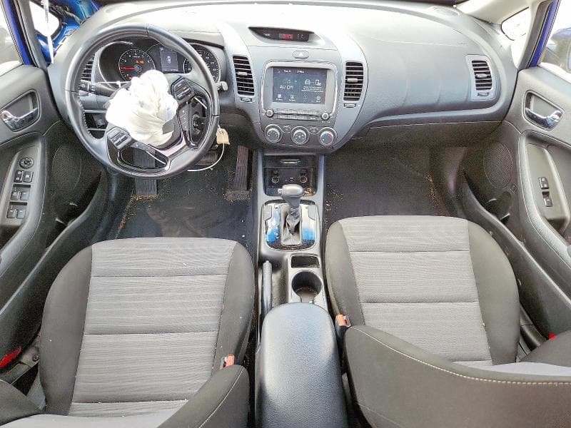 2018 KIA FORTE S 8