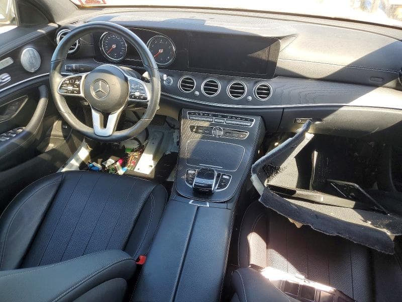 2019 MERCEDES-BENZ E 300 4MAT 8