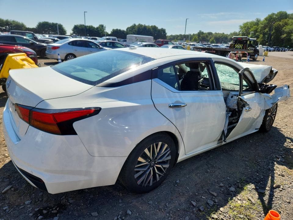 2025 NISSAN ALTIMA SV 3