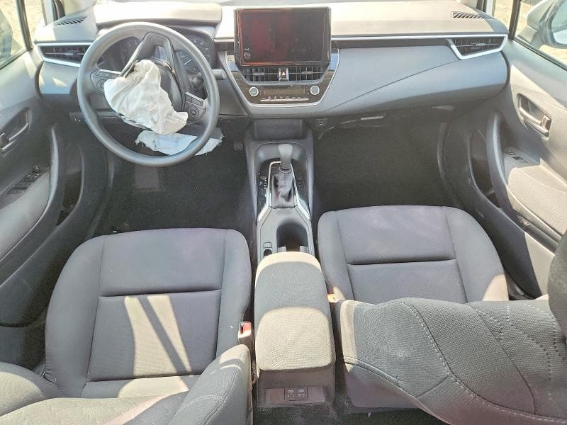 2025 TOYOTA COROLLA LE 8
