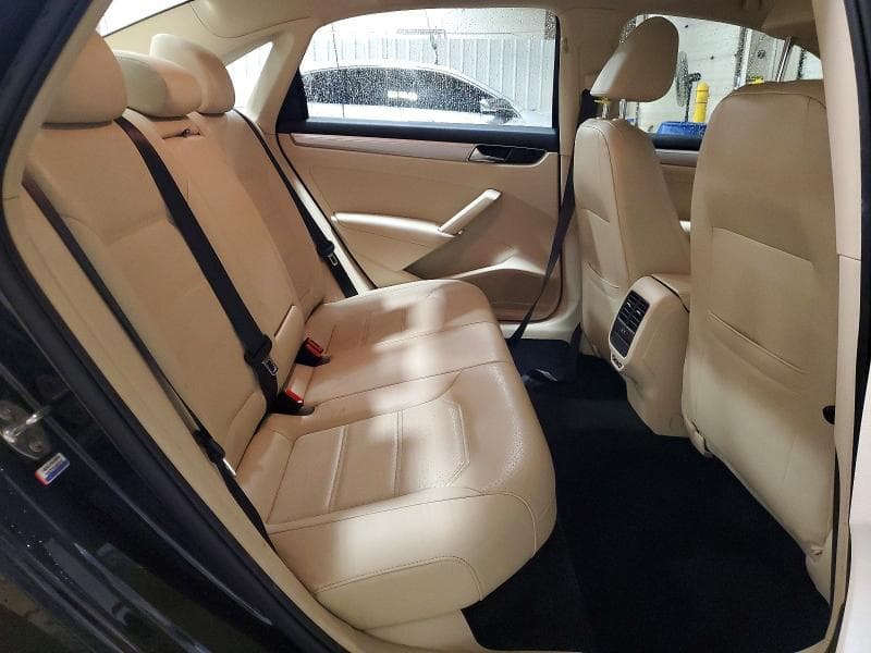 2019 VOLKSWAGEN PASSAT WOLFSBURG 10
