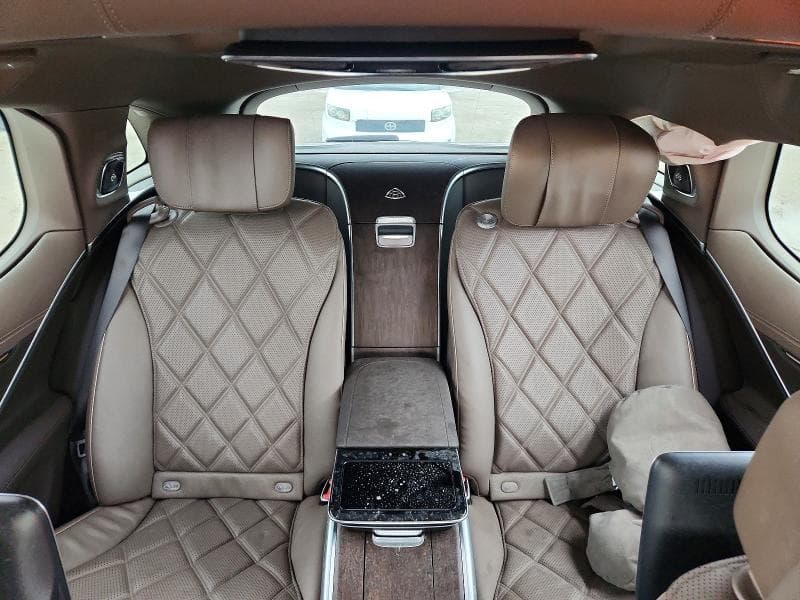 2024 MERCEDES-BENZ EQS SUV 680 4MATIC MAYBACH 10