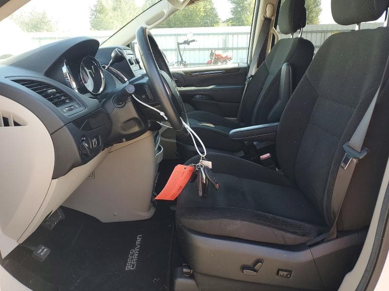 2017 DODGE GRAND CARAVAN SE 7