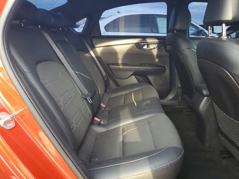 2022 KIA FORTE GT LINE 10