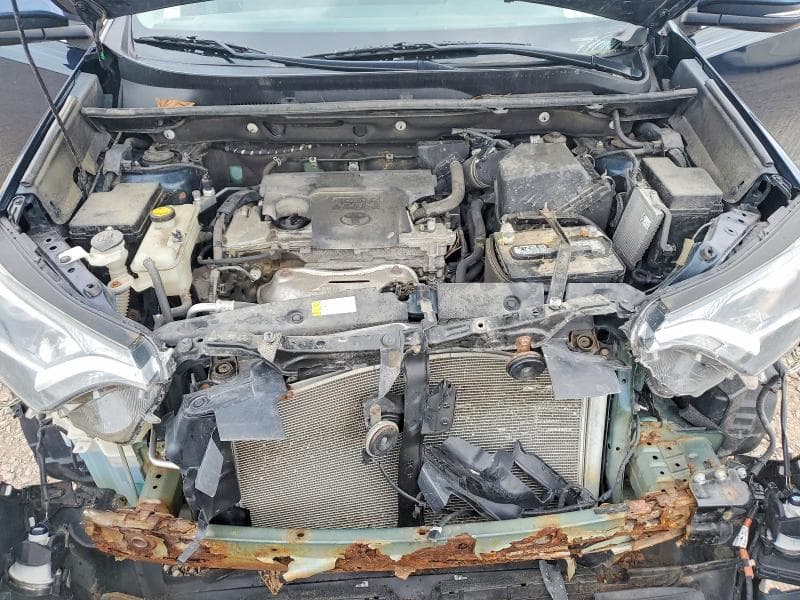2018 TOYOTA RAV4 XLE 12