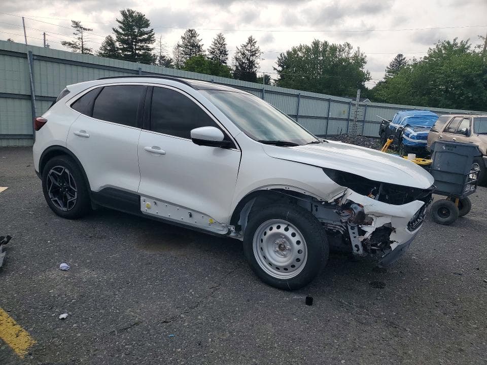 2026 FORD ESCAPE PLATINUM 4
