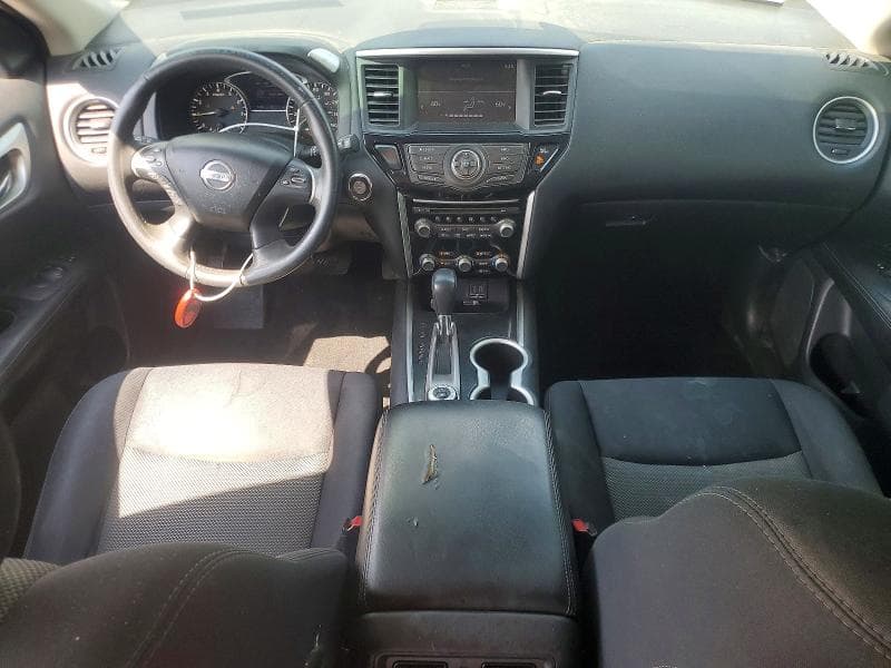 2018 NISSAN PATHFINDER SV 8