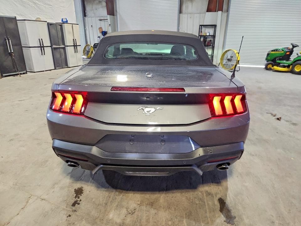 2026 FORD MUSTANG 6
