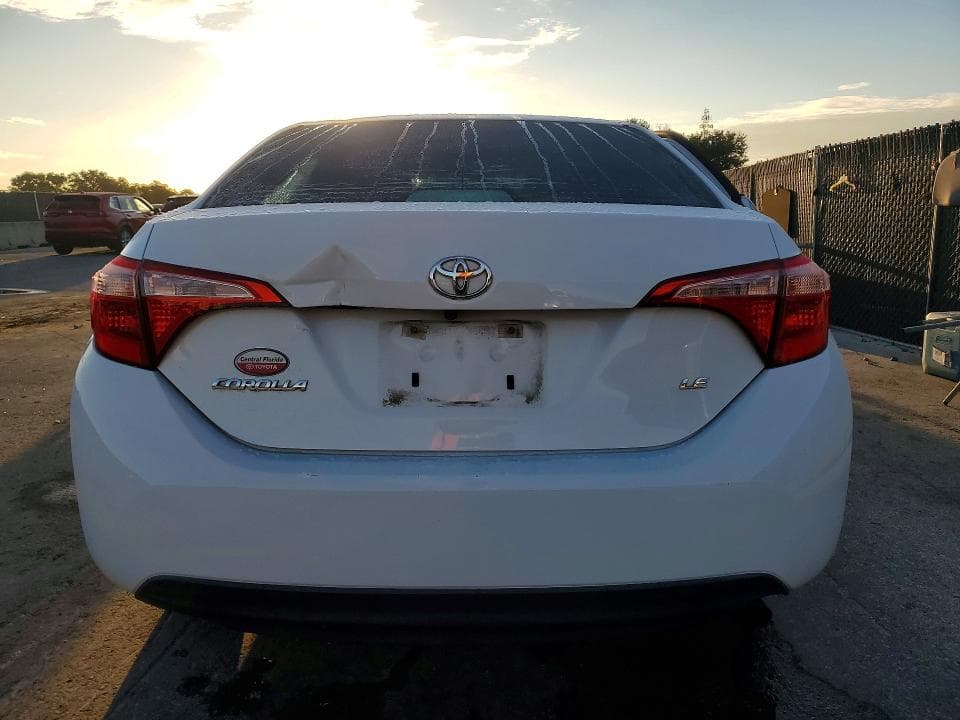 2017 TOYOTA COROLLA LE 6