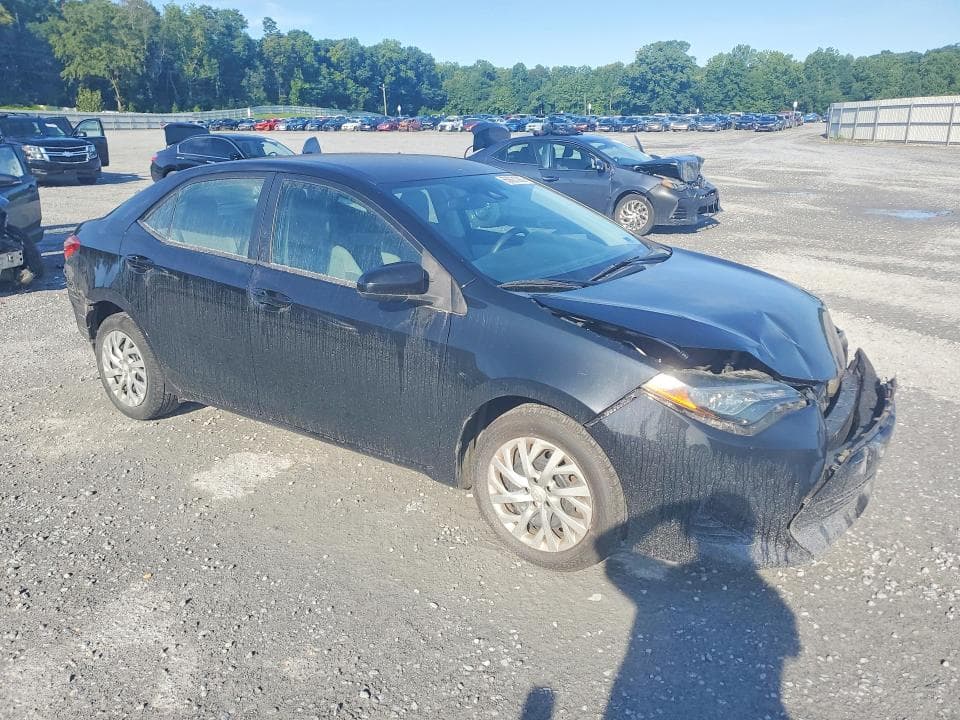 2018 TOYOTA COROLLA LE 4