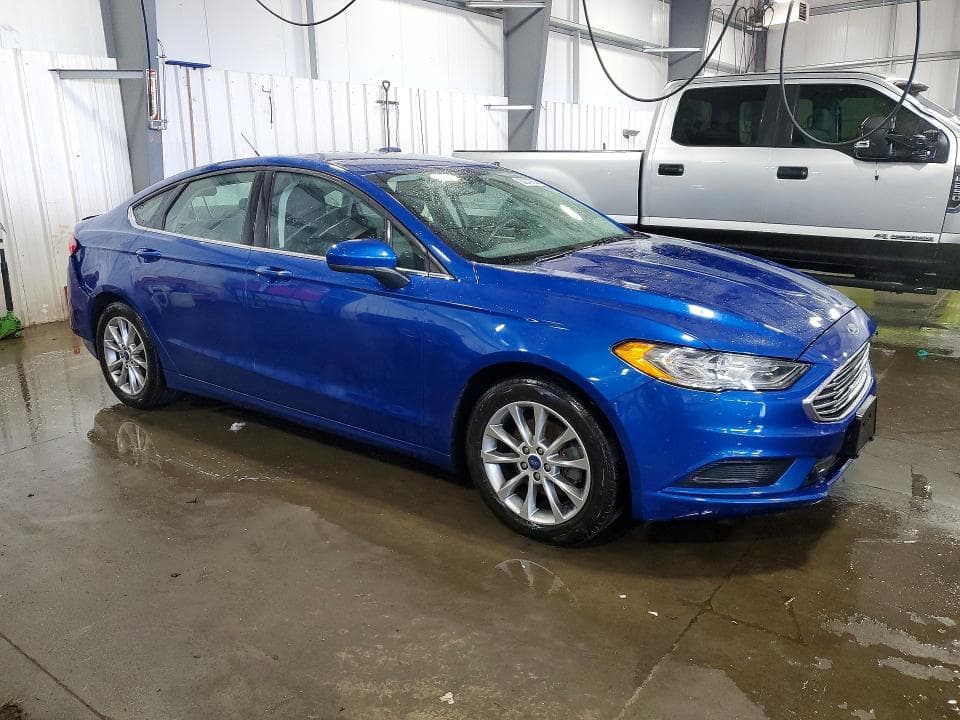2017 FORD FUSION SE 4